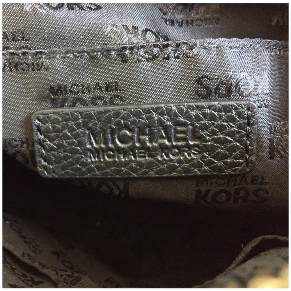 Michael Kors Knox Tassel MD Leather Satchel - Picture 5 of 8